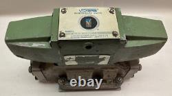 Vickers, DG5S4-066C-50 H1, Two Stage Hydraulic Directional Valve withValve Block