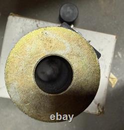 Vickers Eaton 02-154423 02154423 24vdc Hydraulic Directional Solenoid Valve