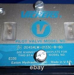 Vickers Hydraulic Directional Valve 120v 0.69a Pb Dg4s4lw-0133c-b-60 Pzf