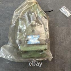 Vickers RG 10 D4 22 Hydraulic Directional Flow Control Pressure Relief Valve