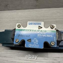 Vickers Sperry DG4V-3-3C-W-B10 Hydraulic Directional Valve, 120VAC Coil