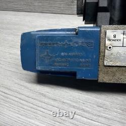 Vickers Sperry DG4V-3-3C-W-B10 Hydraulic Directional Valve, 120VAC Coil