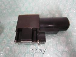 (1) Vanne de contrôle directionnel hydraulique solénoïde Nachi S-G01-C6-GRZ-D19-9390A