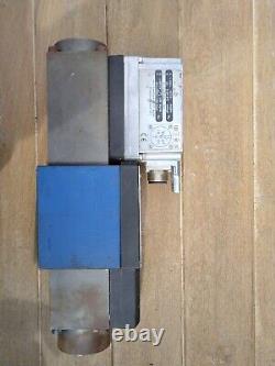 Bosch Rexroth 0811404773 Lot de contrôle directionnel proportionnel hydraulique #1