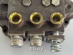 CROSS 4Z0009 Valve de commande hydraulique à 3 tiroirs, distributeur à cliquet avec rappel par ressort