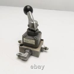 Enerpac VMMD-003 Vanne de commande hydraulique directionnelle manuelle à 4 voies 5000 PSI