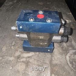 Nos GMC dépanneuse Vanne directionnelle à solénoïde hydraulique 9451