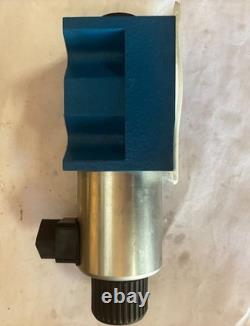 Nouvelle valve de commande directionnelle VICKERS DG4V-5-2AJ-M-U-H6-20 24 V CC