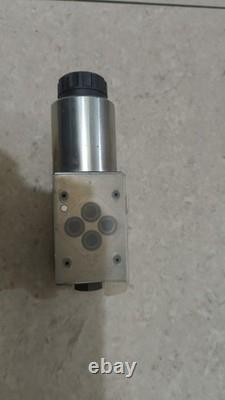 Nouvelle vanne directionnelle hydraulique Rexroth R901186443 Expédition rapide gratuite