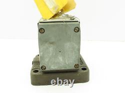 Plaque de base du collecteur de soupape directionnelle hydraulique Vickers DG4S4-016A-50 215093