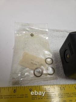 Racine FD4 DSKS 102S 50 Valve de commande directionnelle hydraulique 110V 4600 PSI Dana