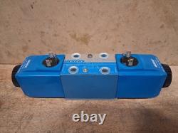 VICKERS Vanne Directionnelle Hydraulique DG4V-3-561C-M-U-H7-60 24V 30W