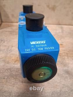 VICKERS Vanne Directionnelle Hydraulique DG4V-3-561C-M-U-H7-60 24V 30W