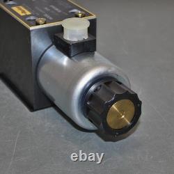 Valve de direction hydraulique Parker D3W009CNKW, 12 VCC, D05 NFPA, 3 voies, 27,7 gpm