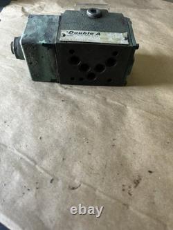 Valve directionnelle hydraulique Double A QJ-01-C-10F1