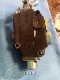 Valve hydraulique directionnelle HYD Cross 134174 robuste BA 15AG3EA0