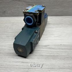 Valve hydraulique directionnelle Vickers Sperry DG4V-3-3C-W-B10, bobine 120 VAC