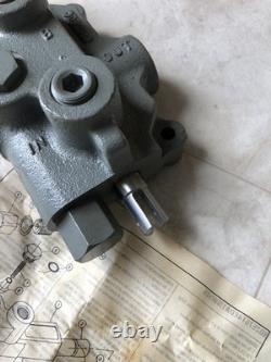 Vanne de Direction Hydraulique PRINCE à 4 Voies et 3 Positions RD2575T4EDA1 6x565