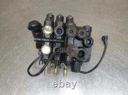 Vanne de commande directionnelle hydraulique KYB C0230-31052 3 voies