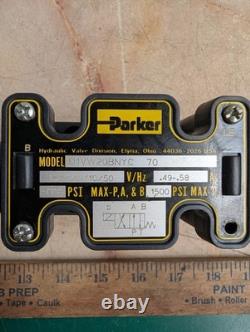 Vanne de commande directionnelle hydraulique Parker D1vw20bnyc70 120/240 V neuve