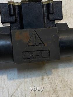 Vanne de commande directionnelle hydraulique Power Co. Delta APE modèle CM3