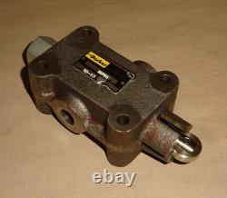 Vanne de contrôle directionnel Parker 987765 hydraulique 1/4 NPT NEUVE
