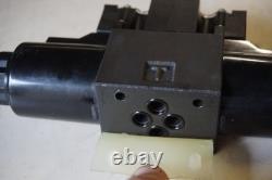 Vanne de contrôle directionnel à solénoïde hydraulique APB 24 V CC (Marque/PN inconnu)