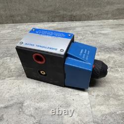 Vanne de contrôle directionnel hydraulique Eaton Vickers DG4S4-016A-B-60 V-879157
