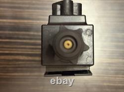 Vanne de contrôle directionnel hydraulique Parker D1VW004CNYCF 5000PSI 120V-AC