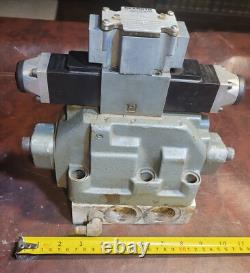 Vanne de contrôle directionnel hydraulique Rexroth 4WEH22E70/5AW120 4WE6J52/AW120-50