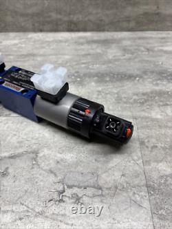 Vanne de contrôle directionnelle / proportionnelle hydraulique Rexroth Bosch R900953729, neuve