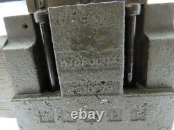 Vanne de contrôle proportionnelle directionnelle à double solénoïde hydraulique Husky HPN676773