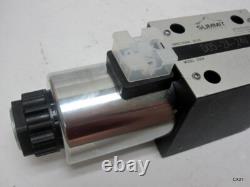 Vanne directionnelle à solénoïde D05-2A-24V de Summit Hydraulics