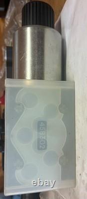 Vanne directionnelle hydraulique Eaton Vickers 829AN00102A / DG4V-5-2AJ-M-U-H7-22