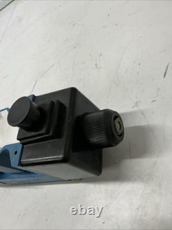 Vanne directionnelle hydraulique Eaton Vickers DG4V-5-3C-MU-A6-20. AA-416