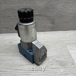 Vanne directionnelle hydraulique Rexroth M-3 SEW 6 U36/420 M G24 N9K4/V, bobine 24 V CC