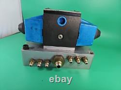 Vanne directionnelle hydraulique Vickers D05 120v à double solénoïde